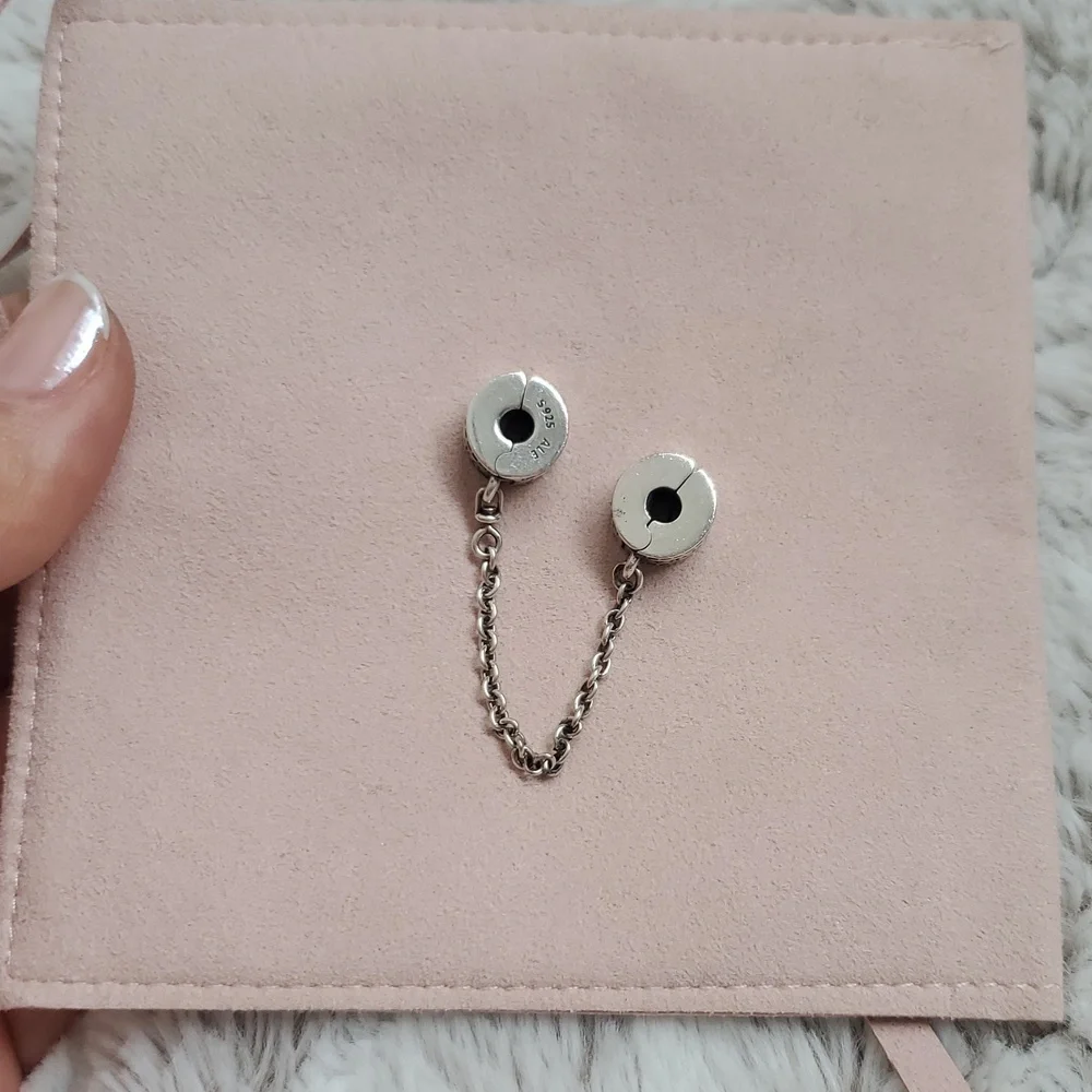 Pandora Logo Silver Safety Chain Charm - Picture 2 of 5